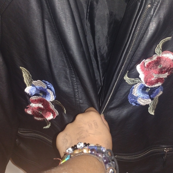 Jacket - Picture 3 of 3